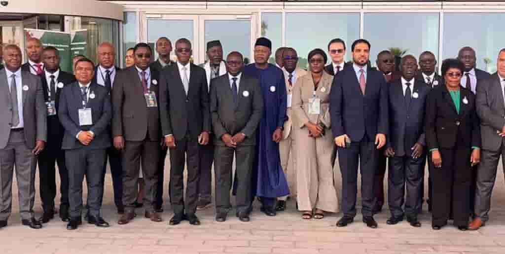 Alger : la Côte d’Ivoire fait front contre la corruption aux côtés des autorités africaines