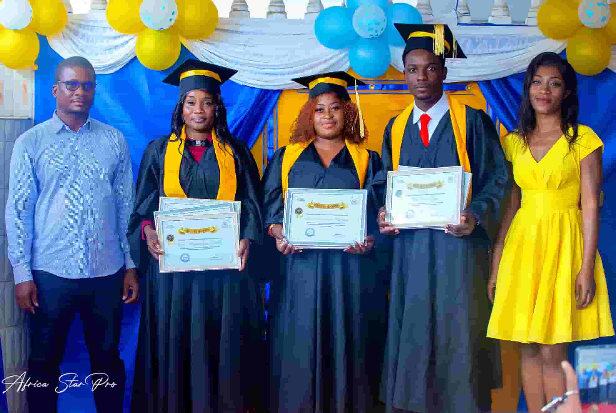 Journalisme : 3 étudiants de l'Académie des Arts de la Communication et des Médias obtiennent un emploi