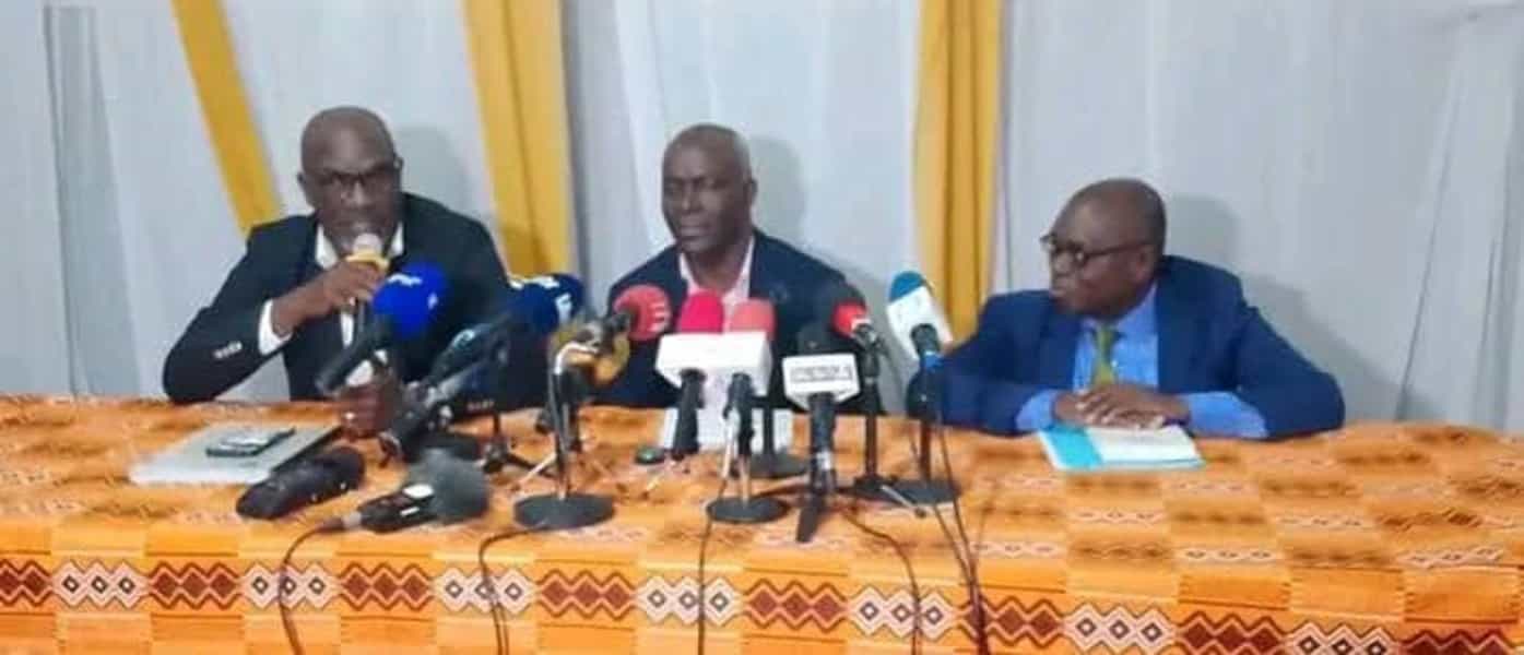 Côte d'Ivoire: les avocats du PPA-CI dénoncent des violations de droits et procédures