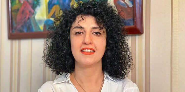 Narges Mohammadi : le Prix Nobel de la paix 2022 libérée mais sous haute surveillance