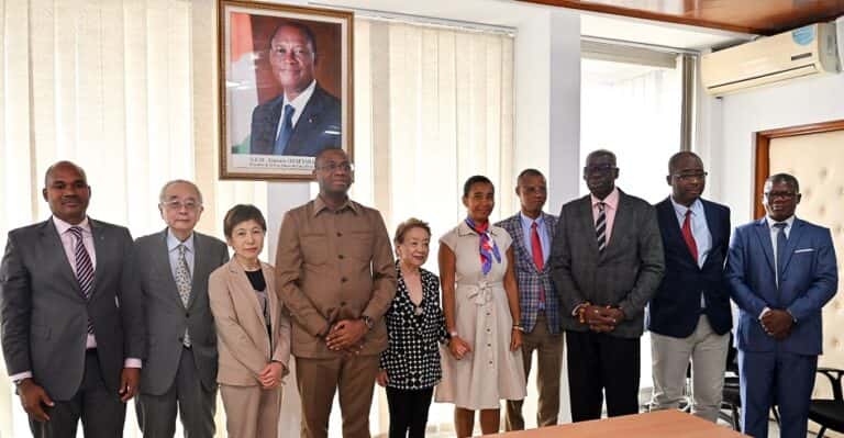 Transformation de poissons :le MIRAH et l’ONG UMI-No KUNI signent un partenariat