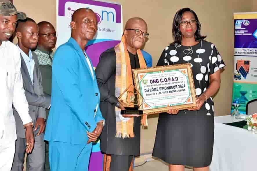 Prix africain du développement : Yves Zogbo Junior honoré