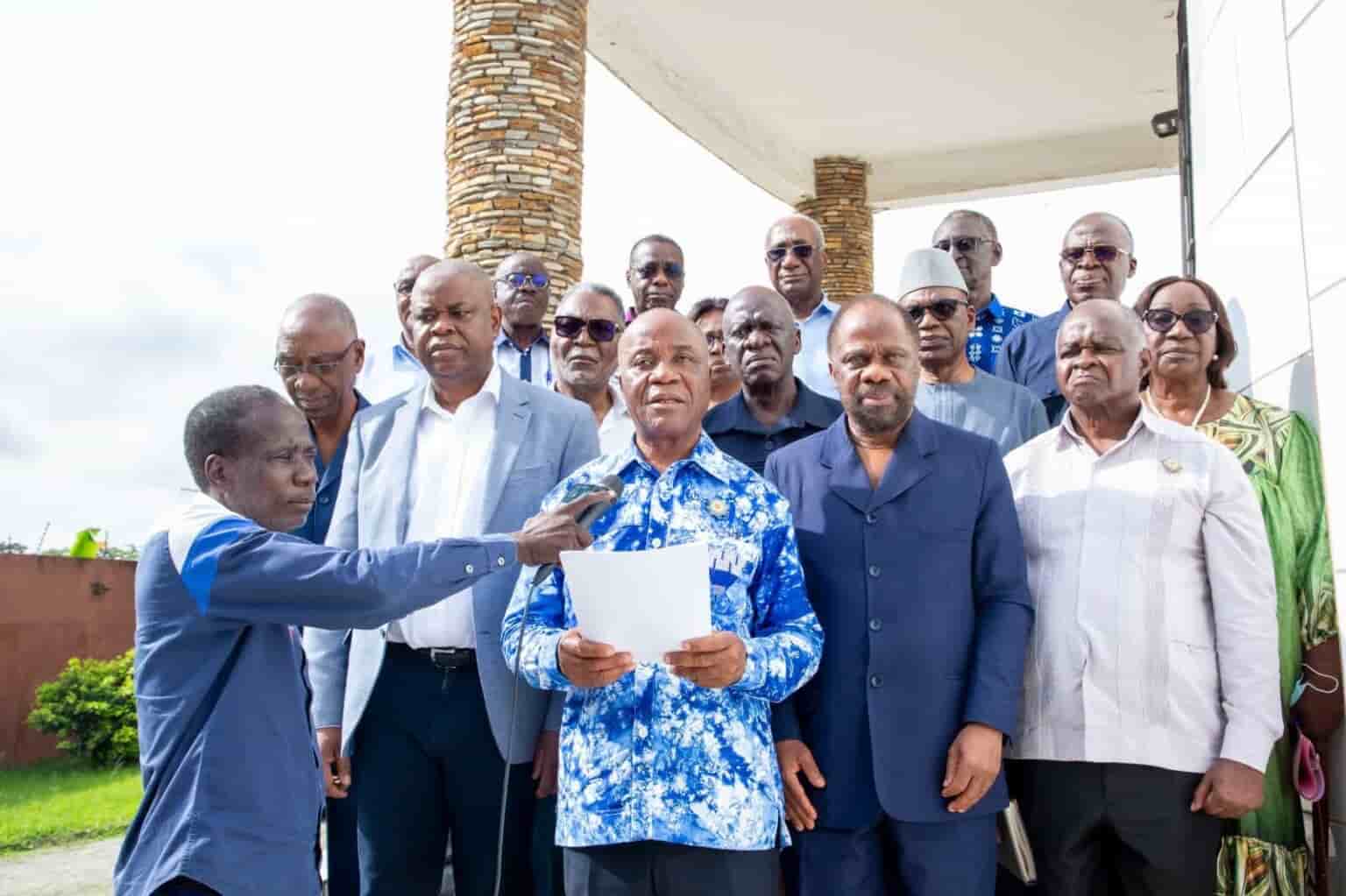 Côte d'Ivoire:  Laurent Gbagbo rompt le silence : « Le peuple doit résister »