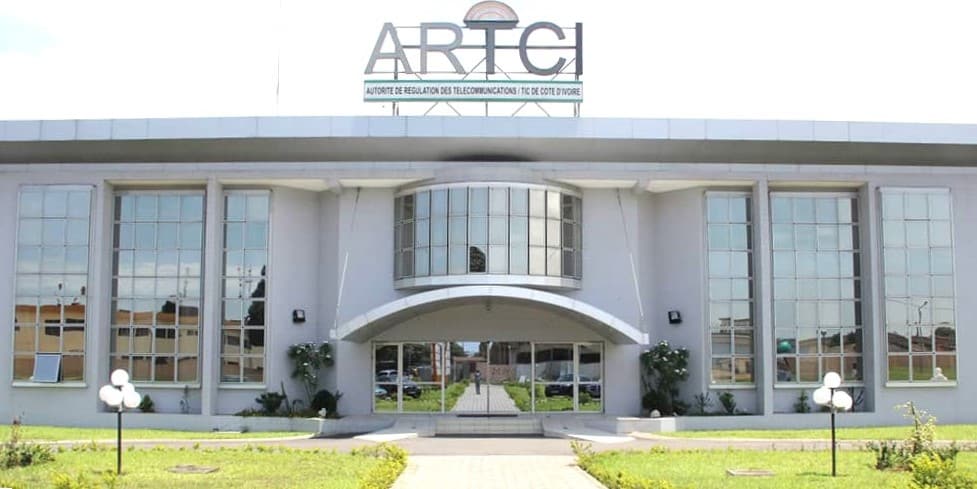 Côte d’Ivoire : l’ARTCI  fixe les nouvelles modalités applicables aux offres de services téléphoniques